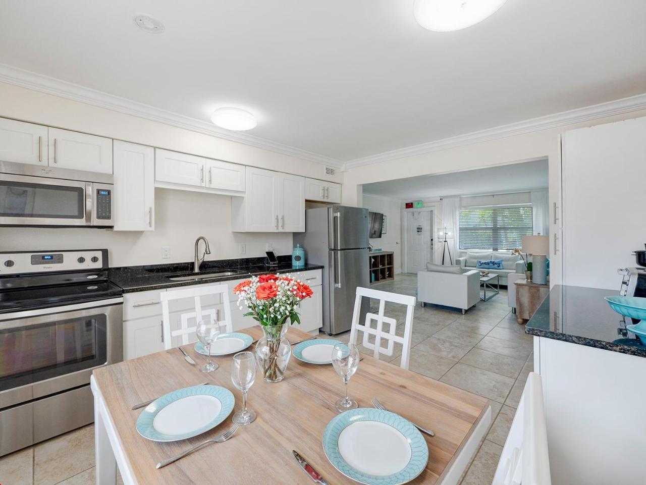 Bright And Sunny 2Br !!Close To Peanut Island!! Riviera Beach Bagian luar foto